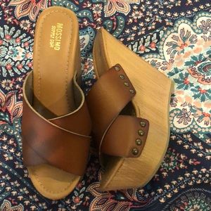 Target Mossimo wedges size 6.5